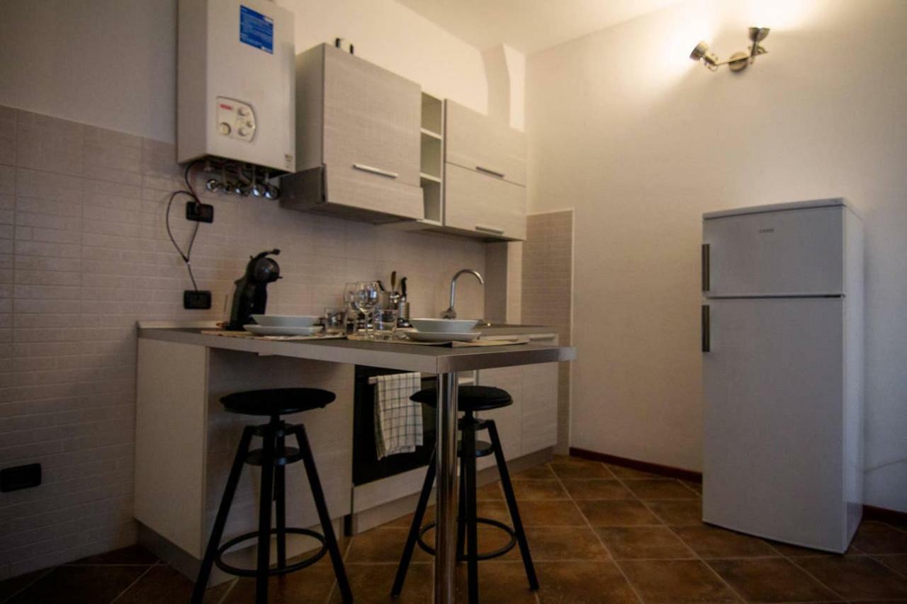 Piccola Casa Vacanze - Small Vacation House Porto Valtravaglia Exterior photo