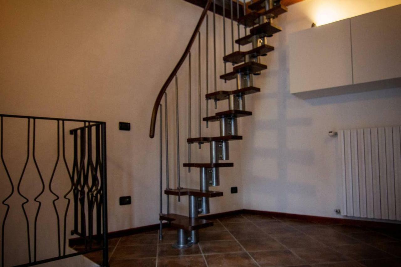 Piccola Casa Vacanze - Small Vacation House Porto Valtravaglia Exterior photo